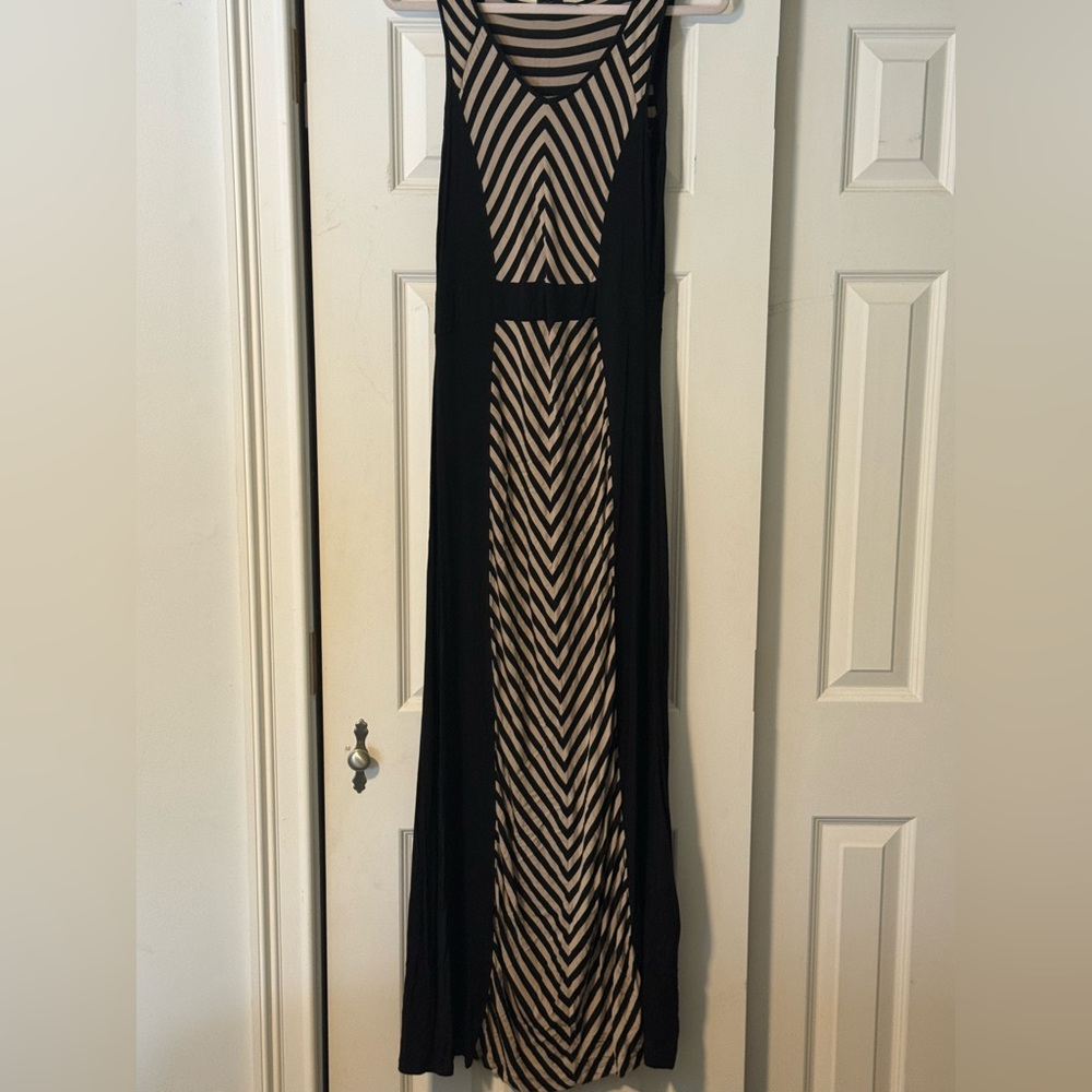 Spense Black and Tan Chevron Maxi Dress